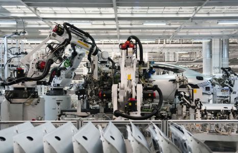 2025中國經濟回眸 攀高逐新，質勝未來——新質生產力在紡織業一線的發展見聞